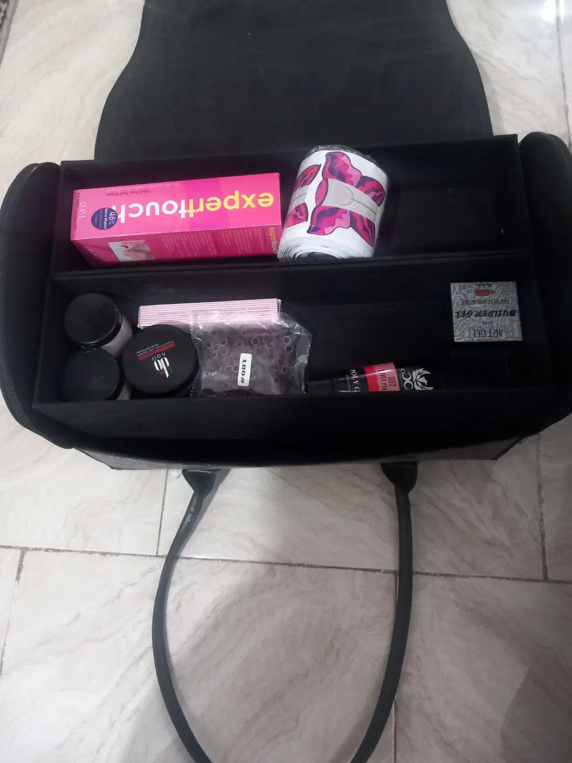 کیف وسایل ناخن|آرایشگاه و سالنهای زیبایی|قرچک, میرزائی جنوبی|دیوار