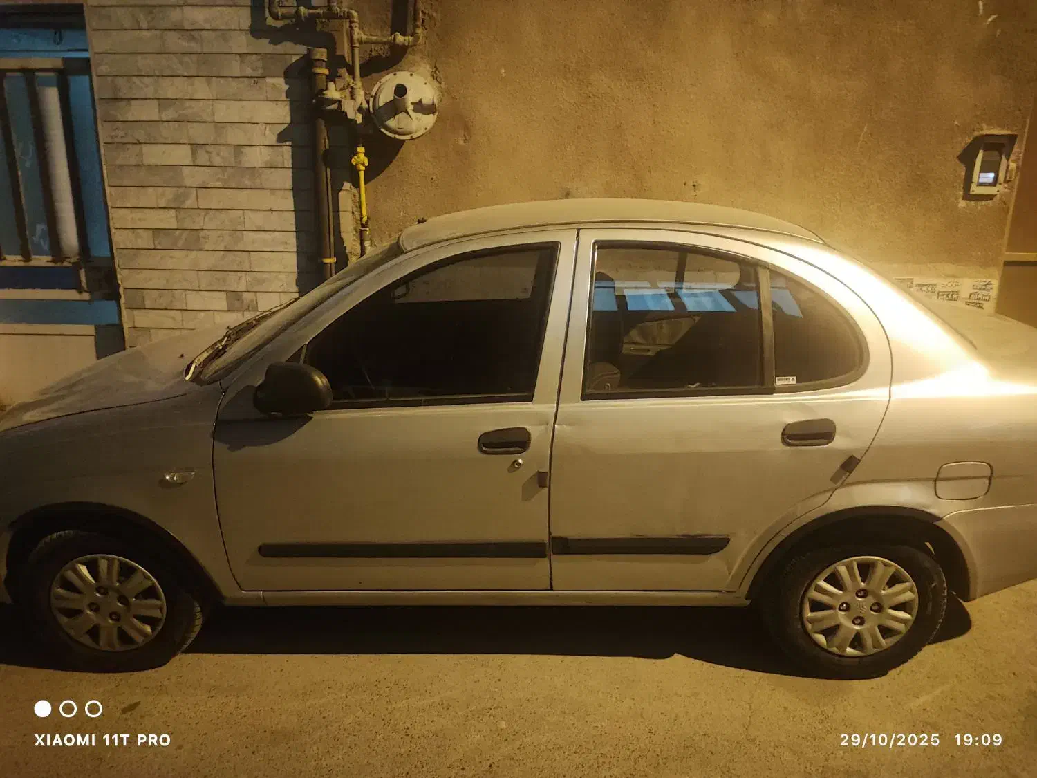 تیبا نقره‌ای|خودرو سواری و وانت|مشهد, رده|دیوار