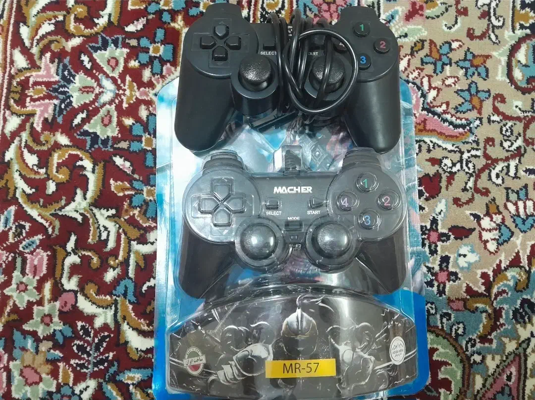 دوتا دسته بازی برای کامپیوتر|کنسول، بازی ویدئویی و آنلاین|همدان, |دیوار