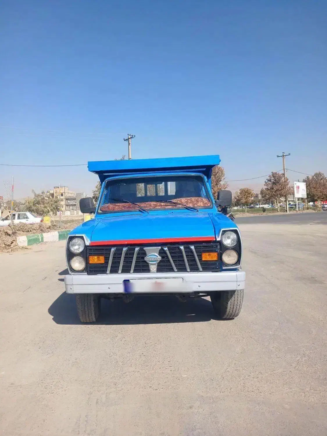 نیسان ۹۳ دوگانه|خودرو سواری و وانت|بروجرد, |دیوار