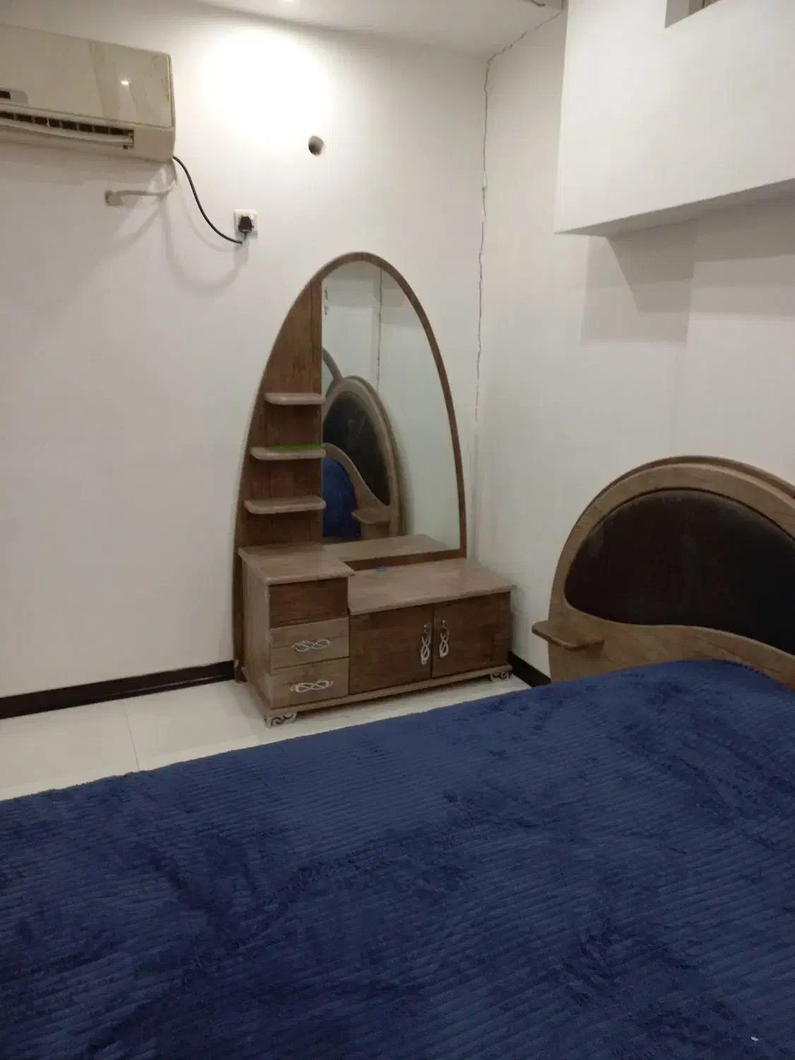 سرویس خواب در حد نو|تخت و سرویس خواب|اهواز, کوی سعدی|دیوار