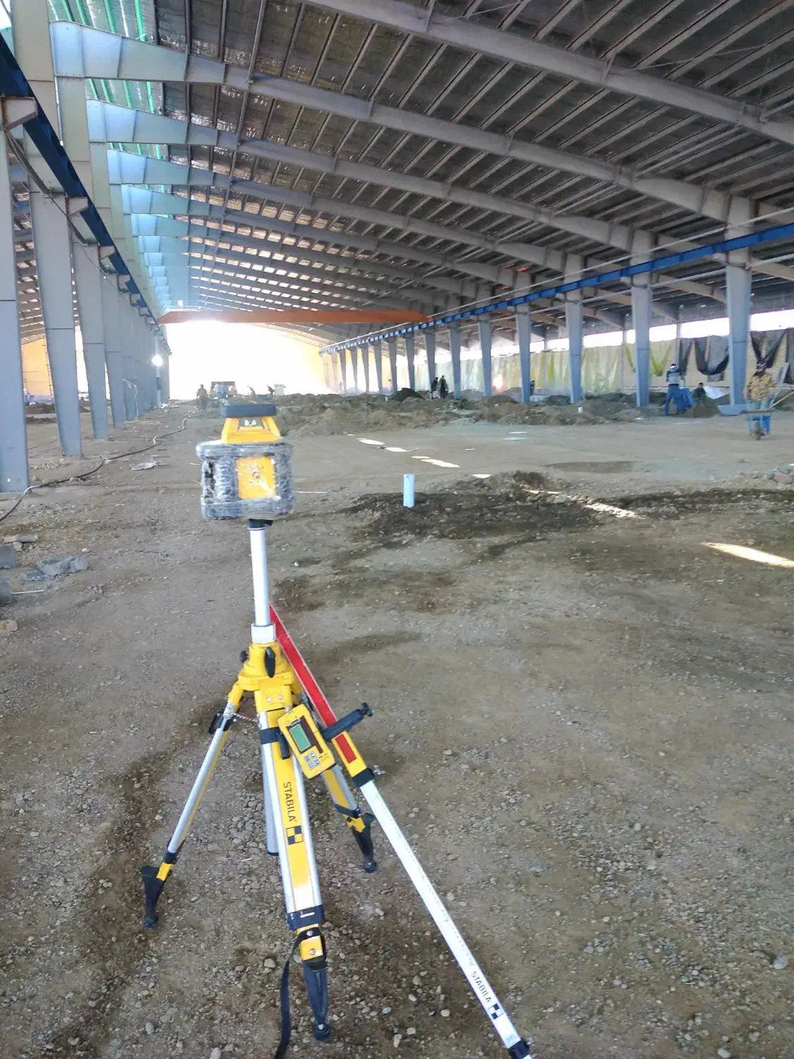 اجرای بتن کف با ماله پروانه|خدمات پیشه و مهارت|مشهد, شهرک امام هادی (شهرک غرب)|دیوار