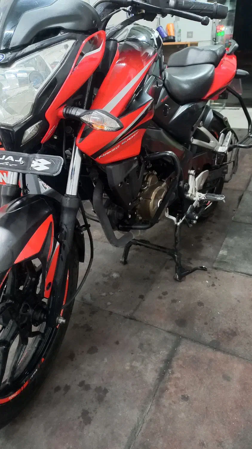 Ns150 ان اس|موتورسیکلت|کرج, بنیاد|دیوار