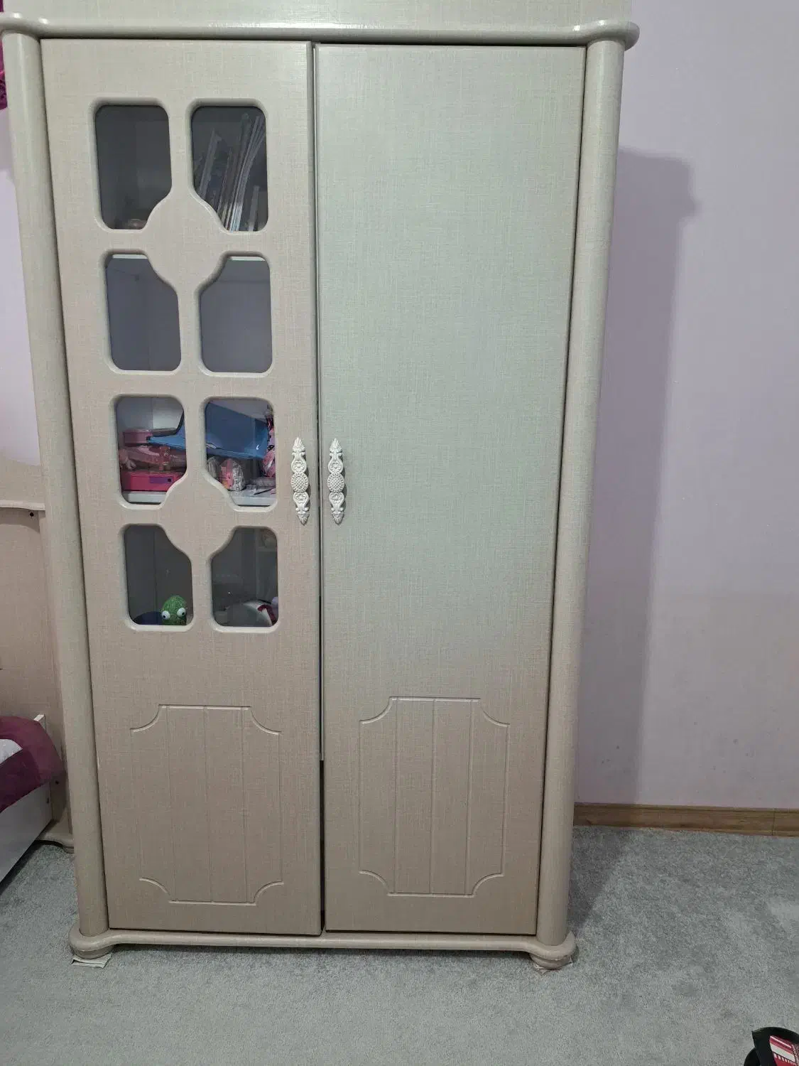 تختخواب و کمد کودک|تخت و سرویس خواب|شیراز, تندگویان|دیوار