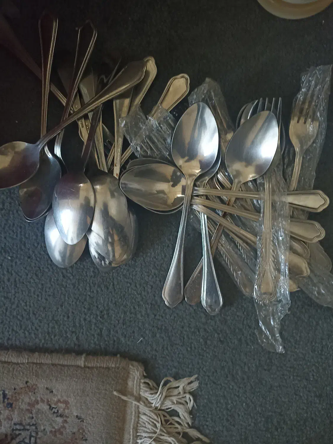 ۲۰ تا قاشق و چنگال|ظروف سرو و پذیرایی|پردیس, فاز ۱|دیوار