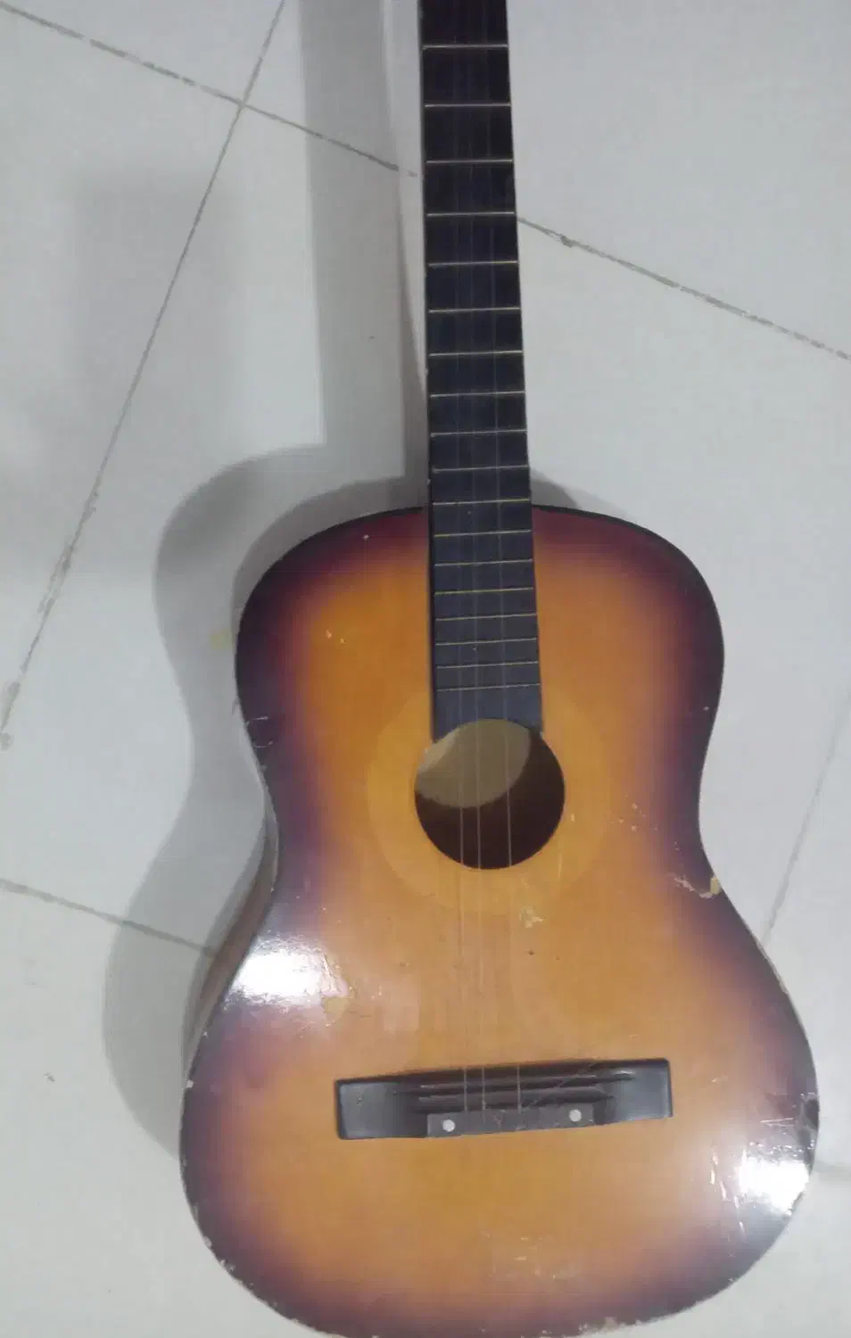 گیتار نیازمند تعمیر|گیتار، بیس، امپلیفایر|بندرعباس, |دیوار