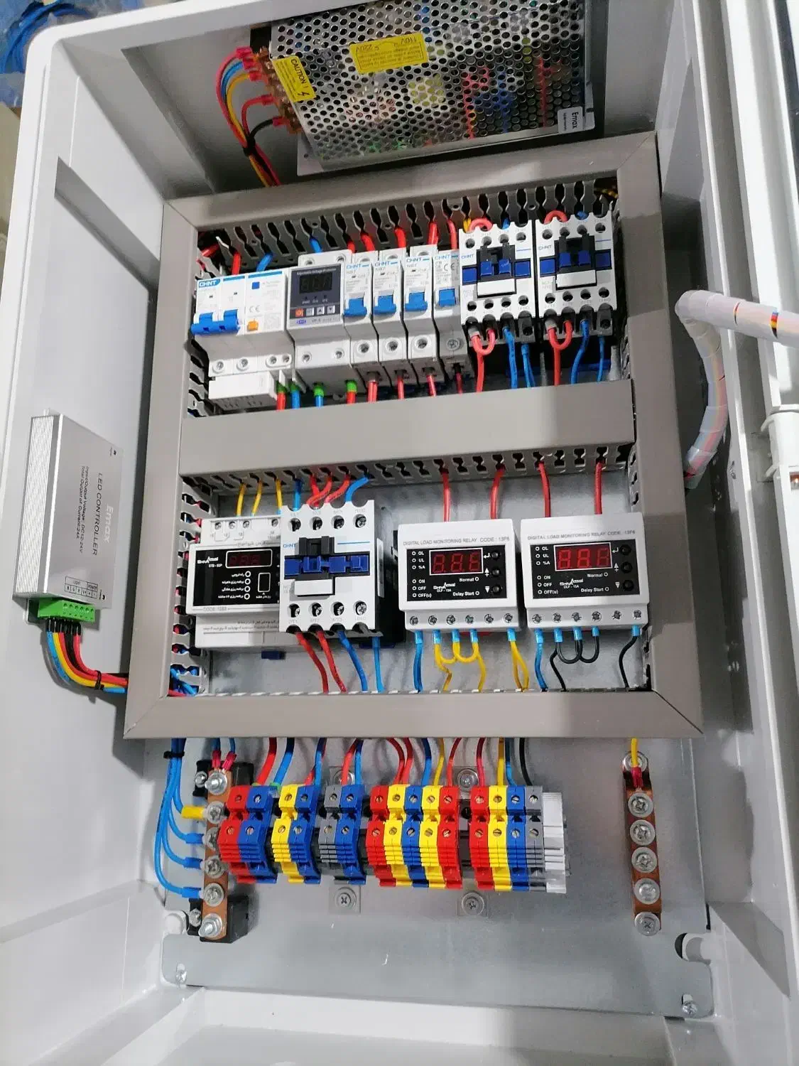 مجری برق صنعتی ، انواع تابلو برق و درایو|خدمات پیشه و مهارت|گرگان, |دیوار