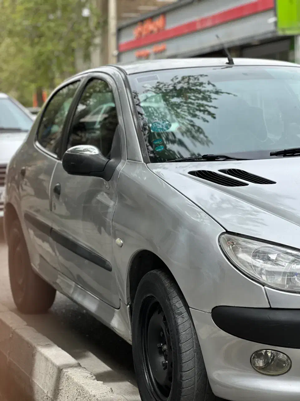 206|خودرو سواری و وانت|بروجرد, |دیوار