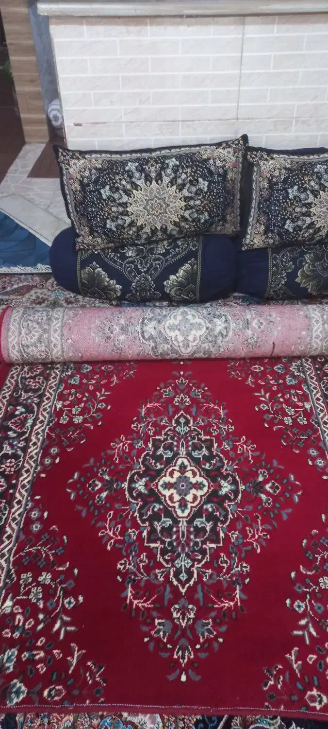 قالیچه در حد نو|فرش|شیراز, کوشک میدان|دیوار