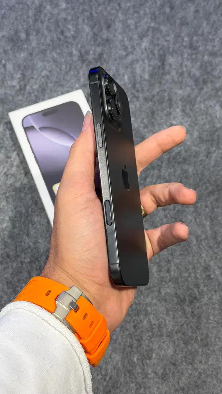 آیفون ۱۶پرومکس ۵۱۲ گیگ zaa مشکی شرکتی|موبایل|تهران, جنت‌آباد جنوبی|دیوار