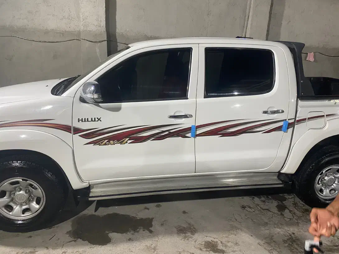 هایلوکس دیزل ۲۰۱۴|خودرو سواری و وانت|بوشهر, |دیوار