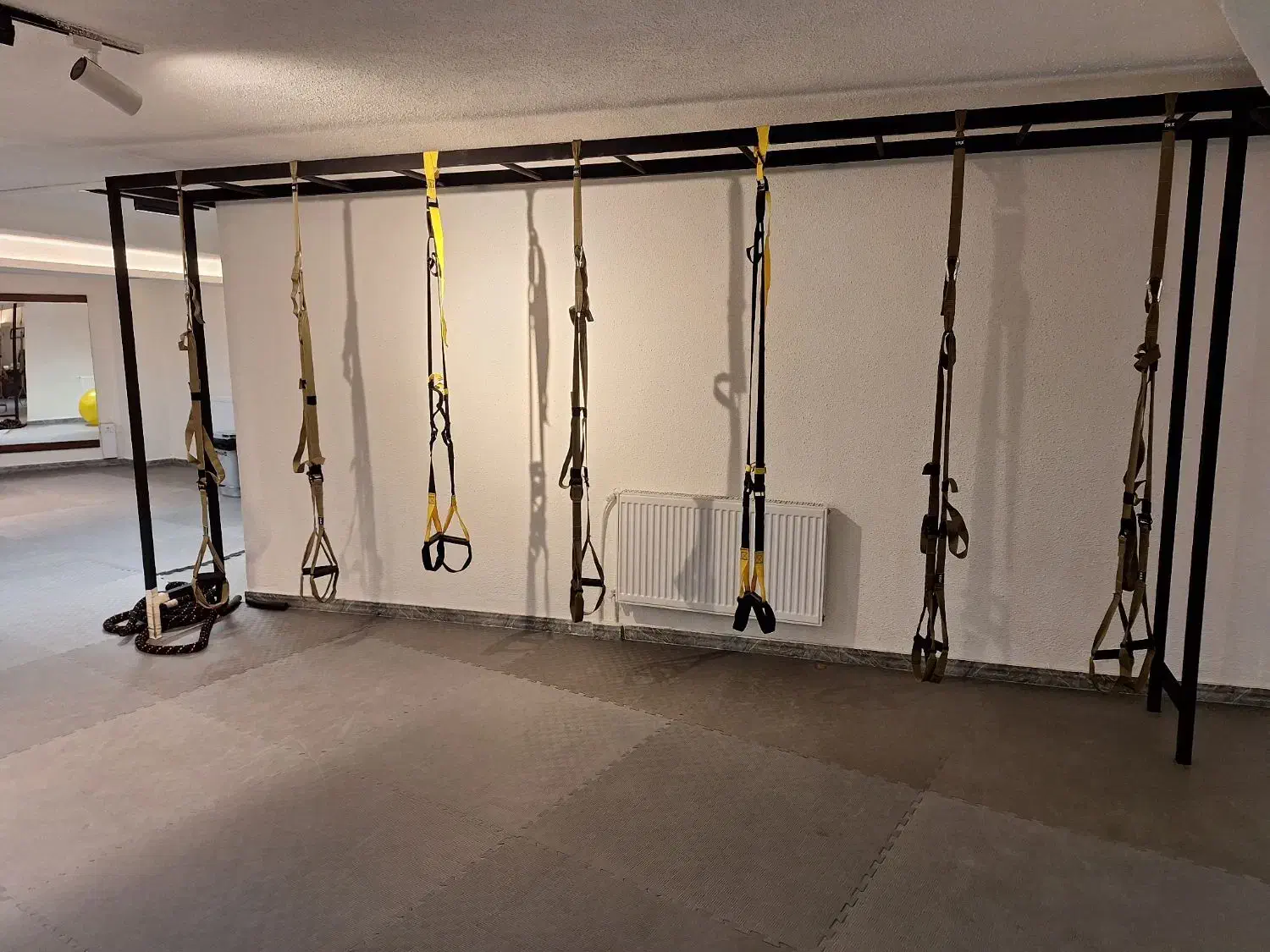 فروش تجهیزات ورزشی نو و کم کارکرد|تجهیزات ورزشی|رشت, امین الضرب|دیوار