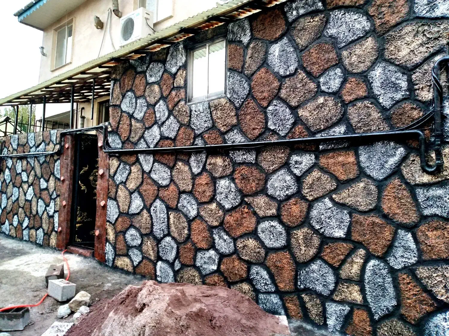 نقاشی سیمانبری،،طراحی سیمانکاری ساختمان|خدمات پیشه و مهارت|رشت, کوی فرهنگیان|دیوار