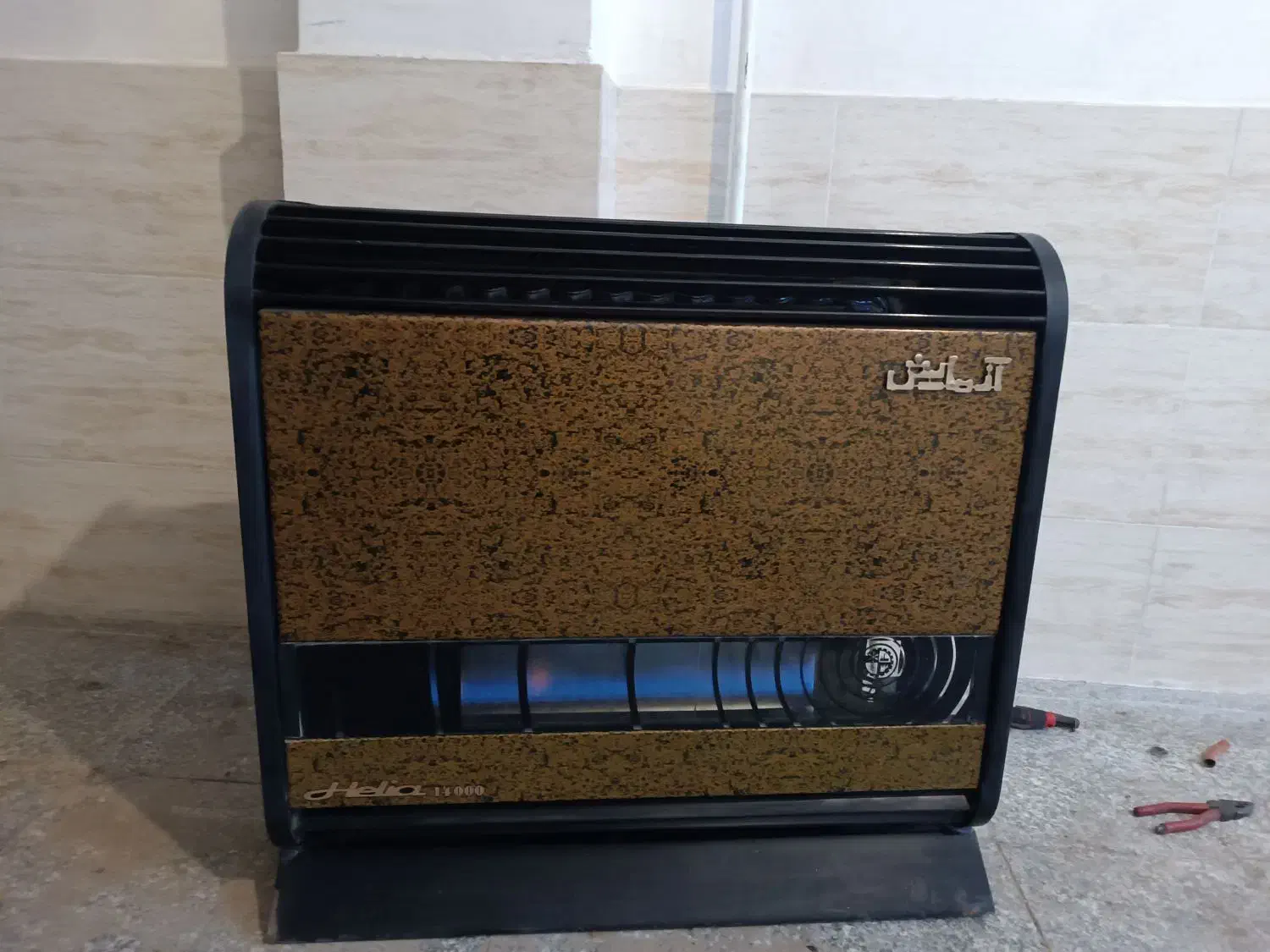 ال سی دی ۴۲ اینچ ال جی کره  بخاری ۱۴۰۰۰ آزمایش|سایر لوازم برقی|قروه, |دیوار