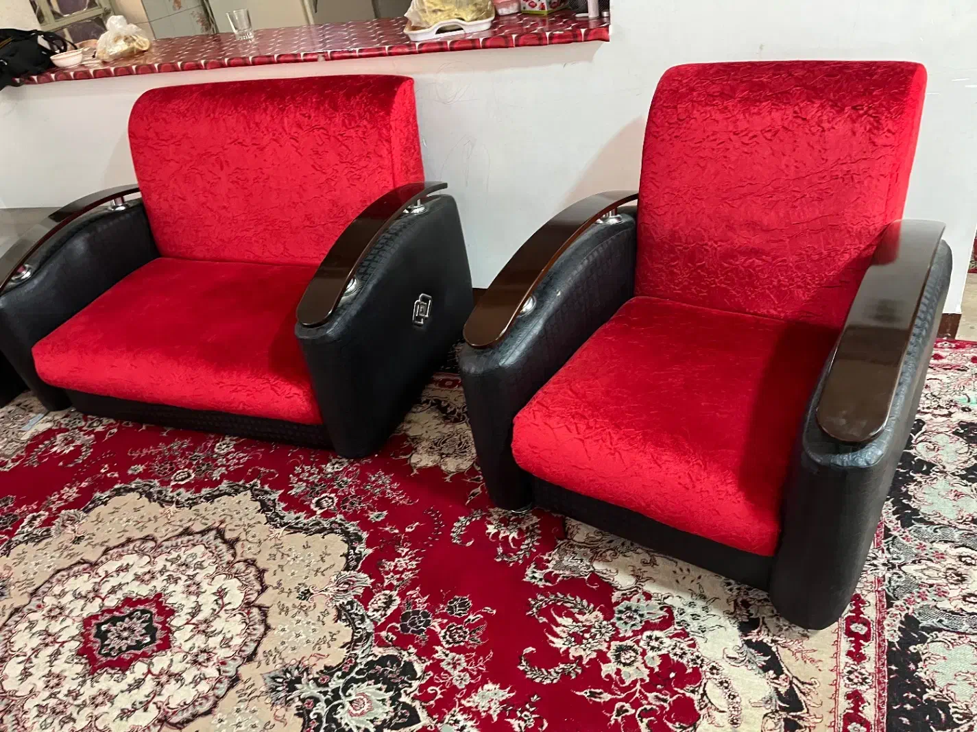 مبلمان راحتی درحدنو فقط|مبلمان خانگی و میز عسلی|طبس, |دیوار