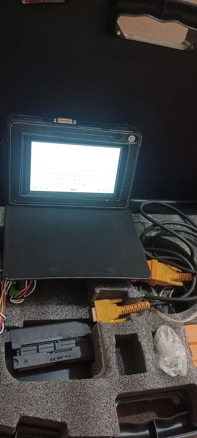 روشن کردن خودرو خاموش و عیب یابی با دستگاه دیاگ|خدمات موتور و ماشین|شیراز, میرزاکوچک خان|دیوار