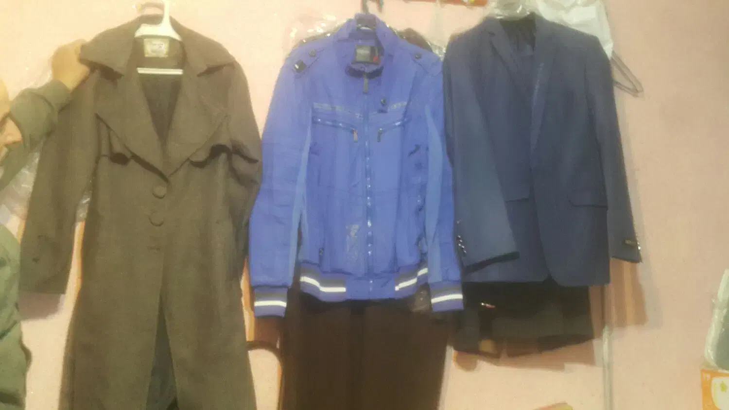 تعدادی لباس مردانه و زنانه و بچه گانه در حد نو|لباس|اهر, |دیوار