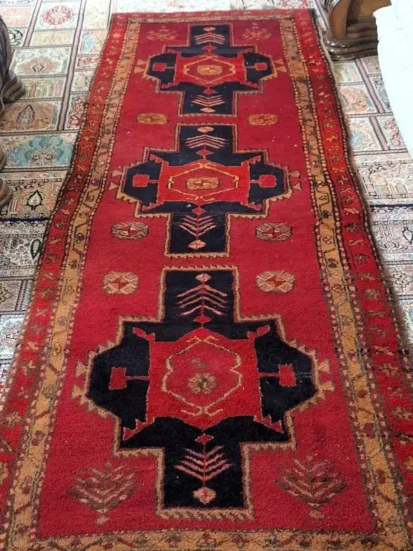 فرش طبیعی دست باف|فرش|رشت, کوی مهر|دیوار