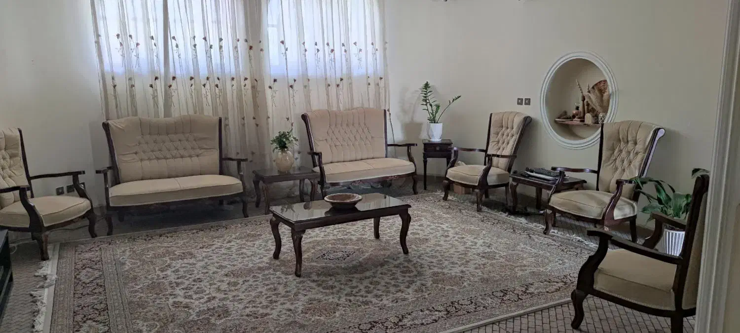 مبلمان و میز ناهار خوری|مبلمان خانگی و میز عسلی|شیراز, شیمی گیاه|دیوار
