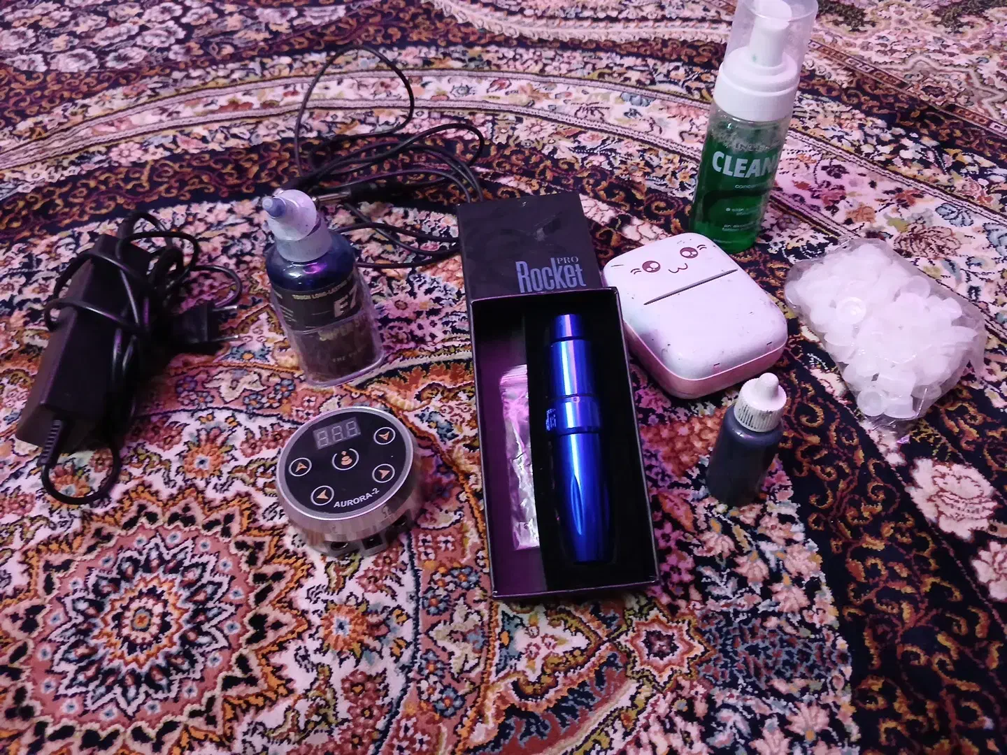 دستگاه تاتو کامل|آرایشگاه و سالن‌های زیبایی|بروجرد, |دیوار