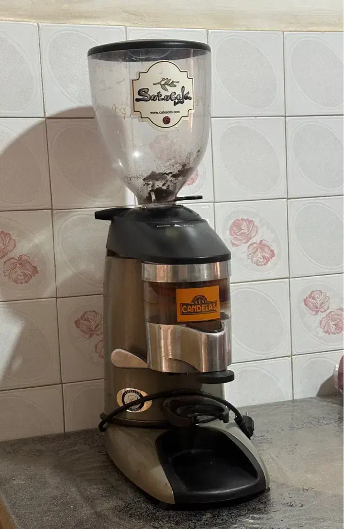 آسیاب قهوه اسپانیایی|سماور، چای‌ساز، قهوه‌ساز|کاشان, طاهرآباد|دیوار