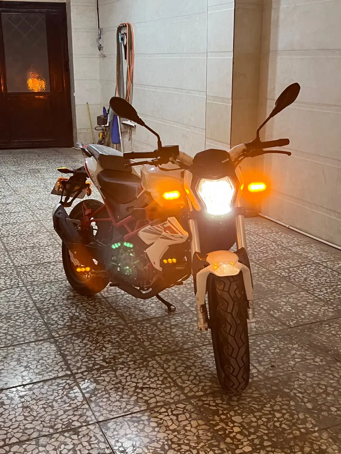 بنلی ۱۵۰نیوفیس ۱۴۰۲|موتورسیکلت|گنبد کاووس, |دیوار