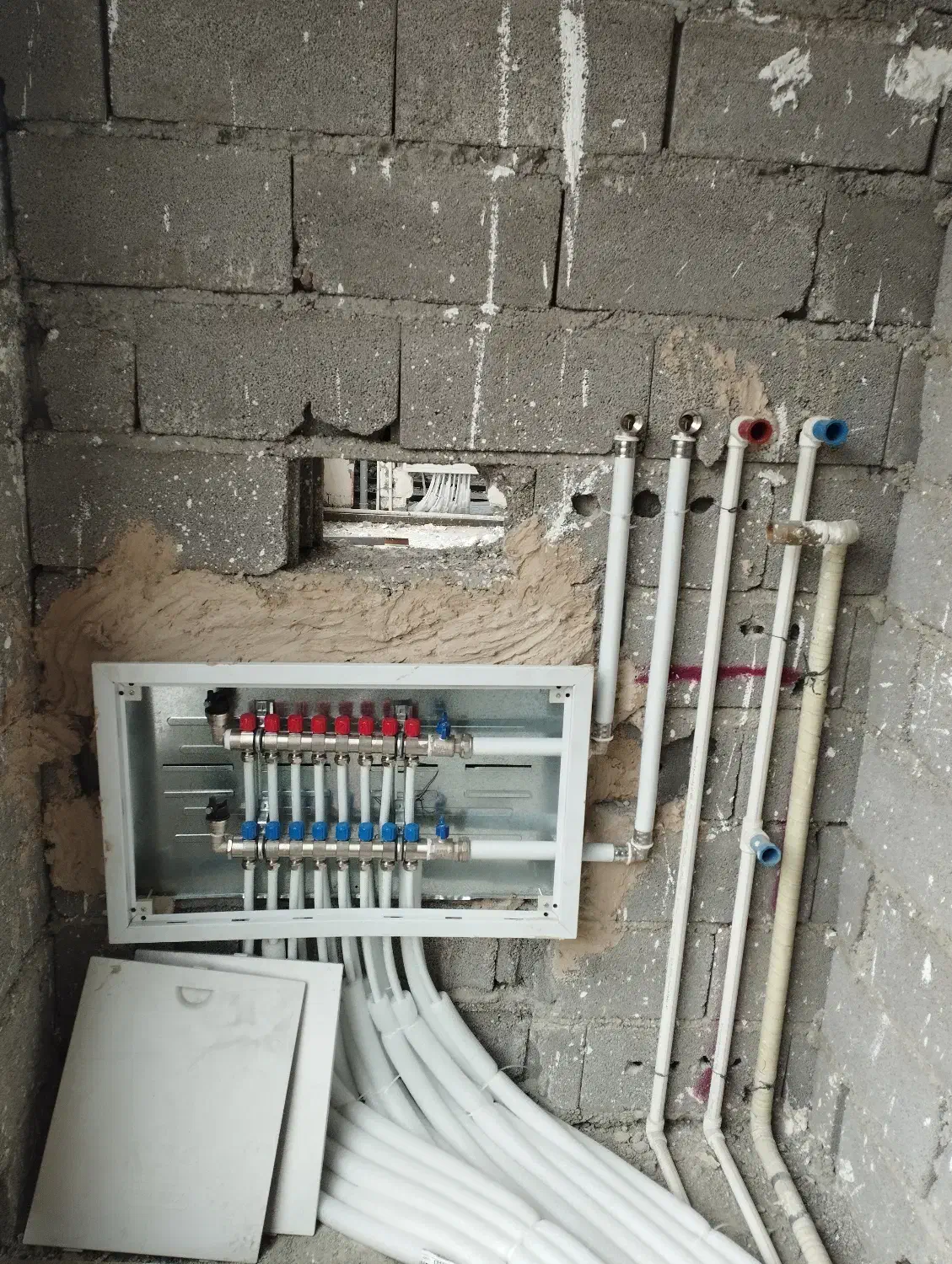 تاسیسات گاز و لوله کشی آب و فاضلاب|خدمات پیشه و مهارت|اندیشه, اندیشه فاز ۴|دیوار