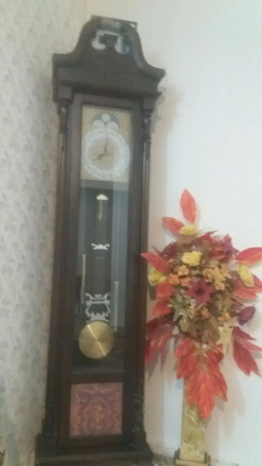 ساعت|ساعت|گلبهار, شهر جدید گلبهار|دیوار