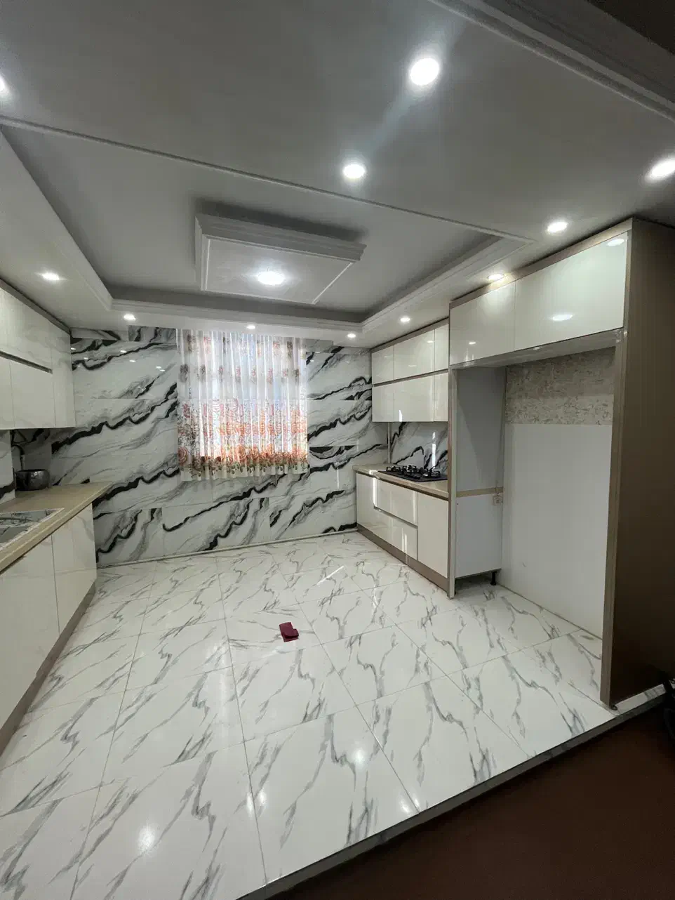 آپارتمان ویلایی ۳طبقه ۳۰۰ متر تهران شهریار فردوسیه|فروش آپارتمان|شهریار, شهریار|دیوار