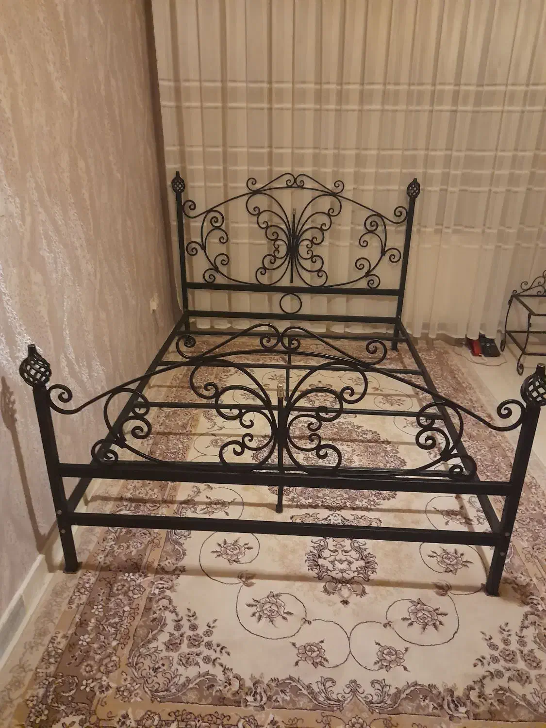 درحد نو|تخت و سرویس خواب|اردبیل, |دیوار
