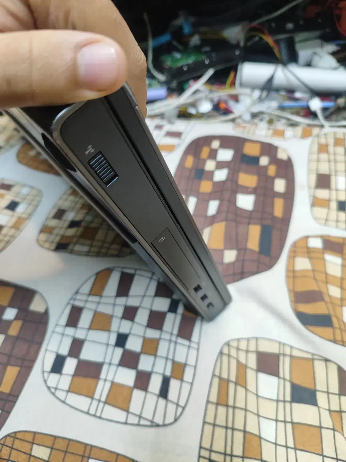 لپتاب لپ تاب دل مهندسی گیمینگ قویm6800|رایانه همراه|قم, تعویض پلاک|دیوار