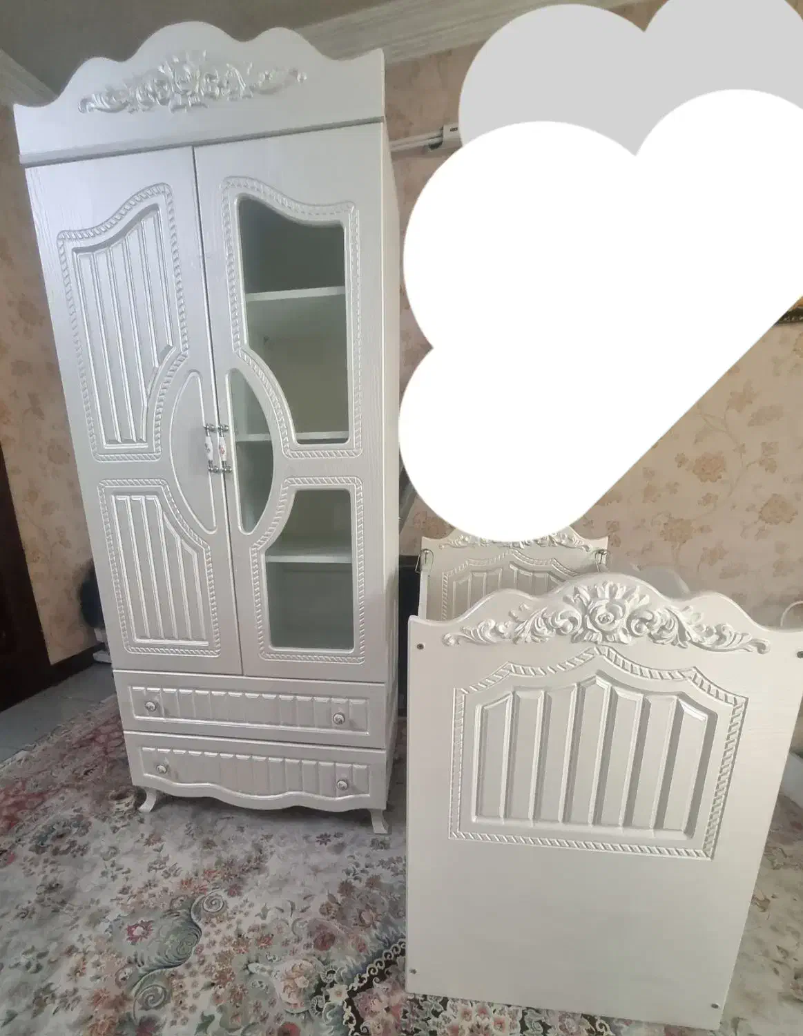 تخت و کمد ویترین دار نو نو سیسمونی(فوری)|تخت و صندلی بچه|تهران, بهداشت|دیوار