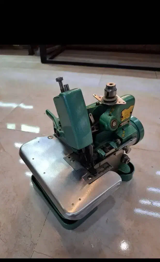 چرخ سردوز پروانه زیگزال دوز پروانه اتوی سنگین قدیم|چرخ خیاطی و ریسندگی|سبزوار, شهرک صنعتی خاوران|دیوار