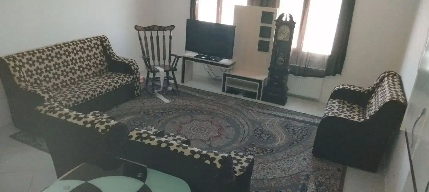 مبل ۷ نفره|مبلمان خانگی و میز عسلی|گلبهار, شهر جدید گلبهار|دیوار