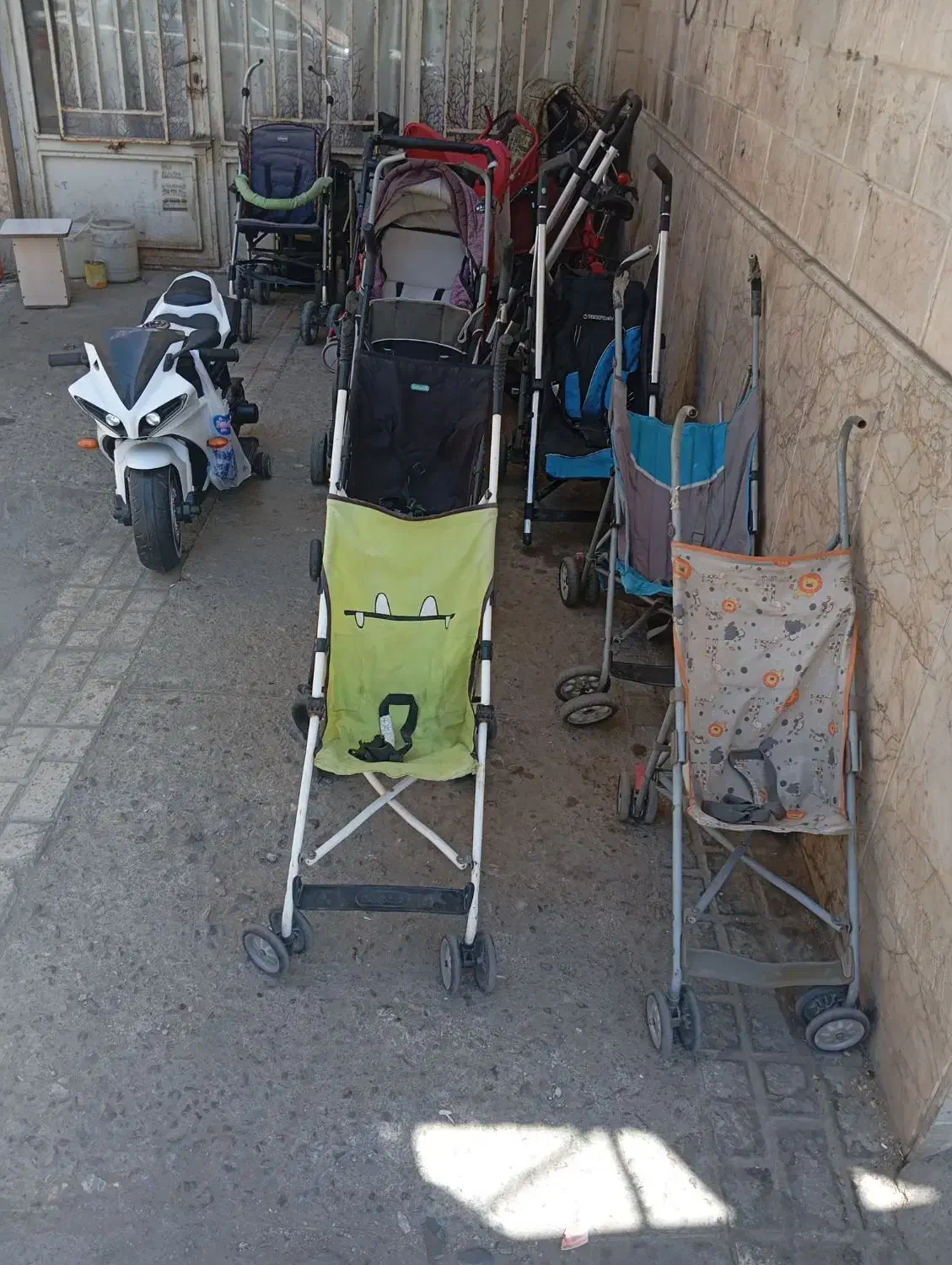 تعمیرات تخصصی انواع کالسکه|کالسکه و لوازم جانبی|کاشان, ملک آباد|دیوار