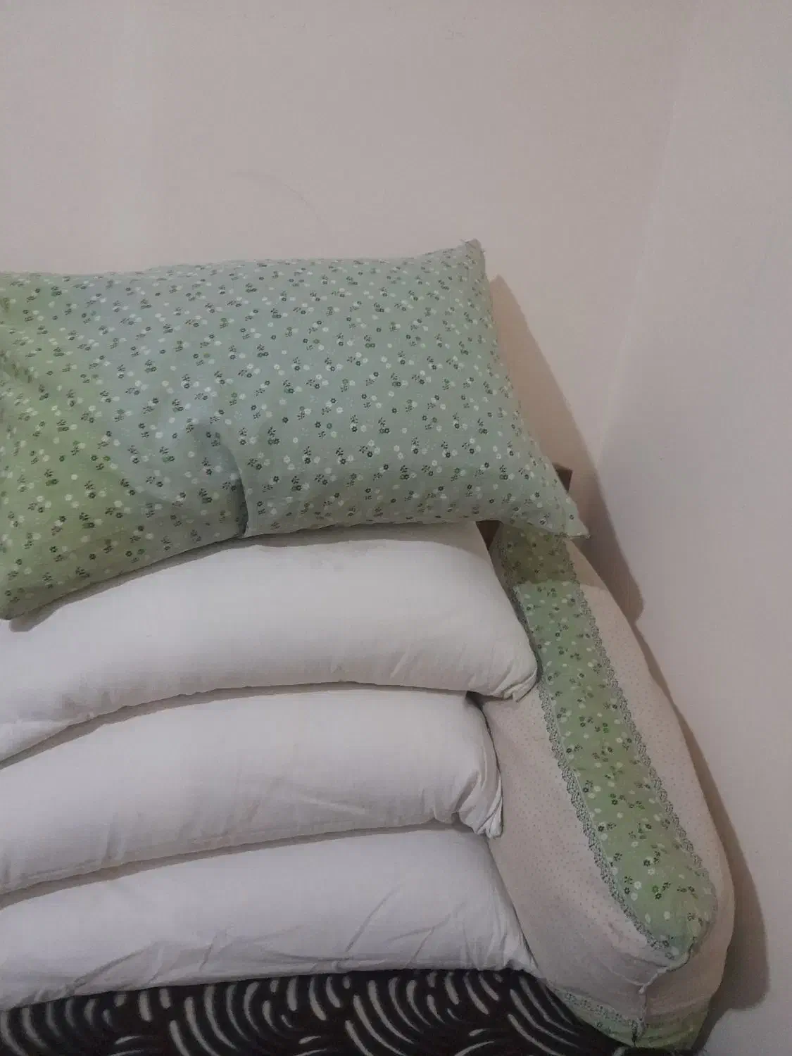 پشتی پر|پشتی|یاسوج, |دیوار