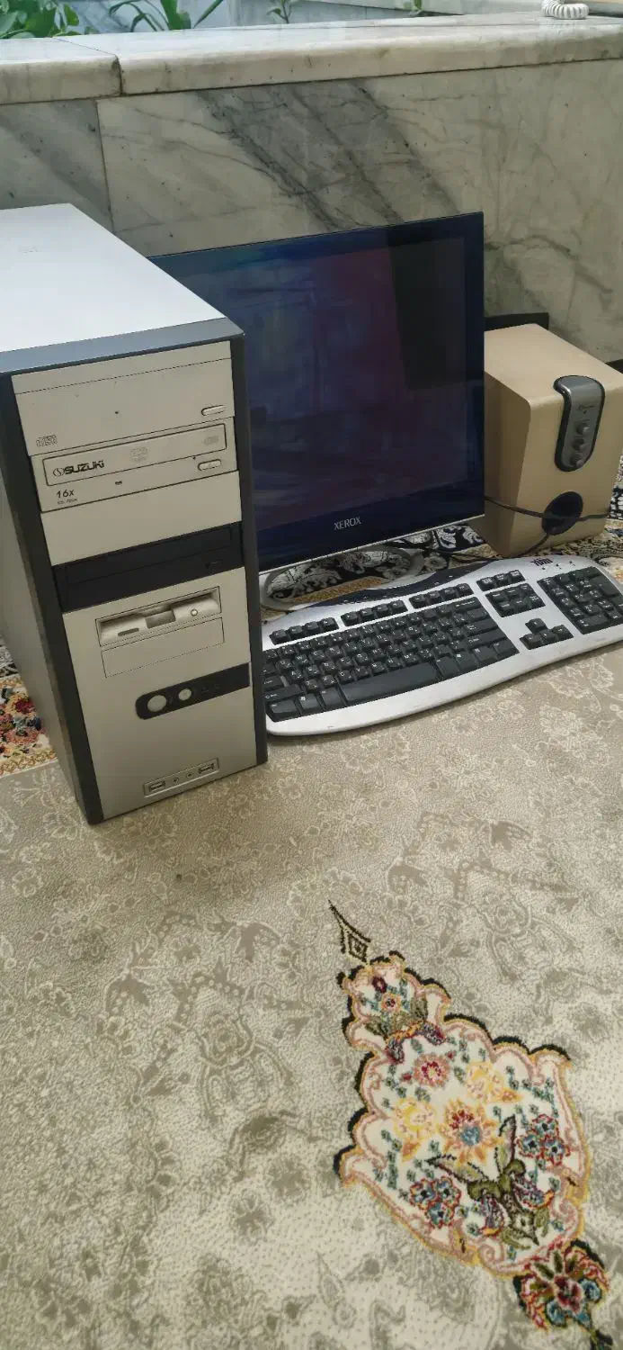 کامپیوتر خانگی... تروتمیز|رایانه رومیزی|خمینیشهر, |دیوار