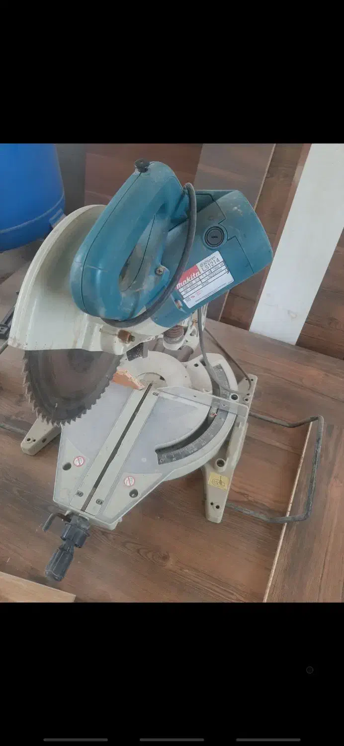 فارسی بر ماکیتا|ابزارآلات|زارچ, |دیوار