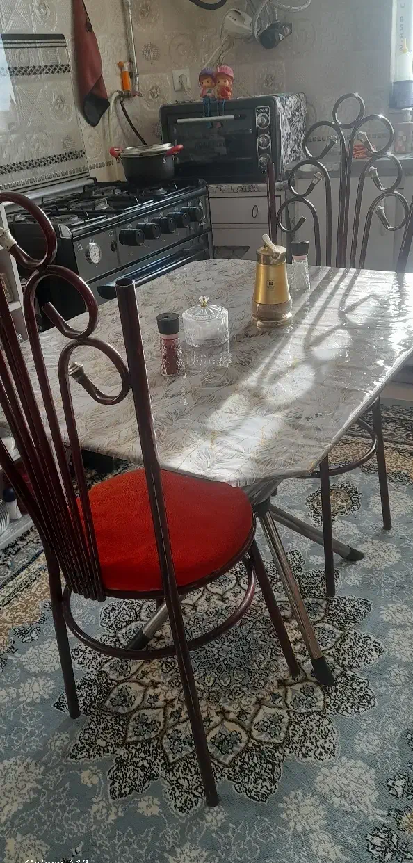 میزغذا خوری ۴نفره|میز و صندلی غذاخوری|اردبیل, |دیوار