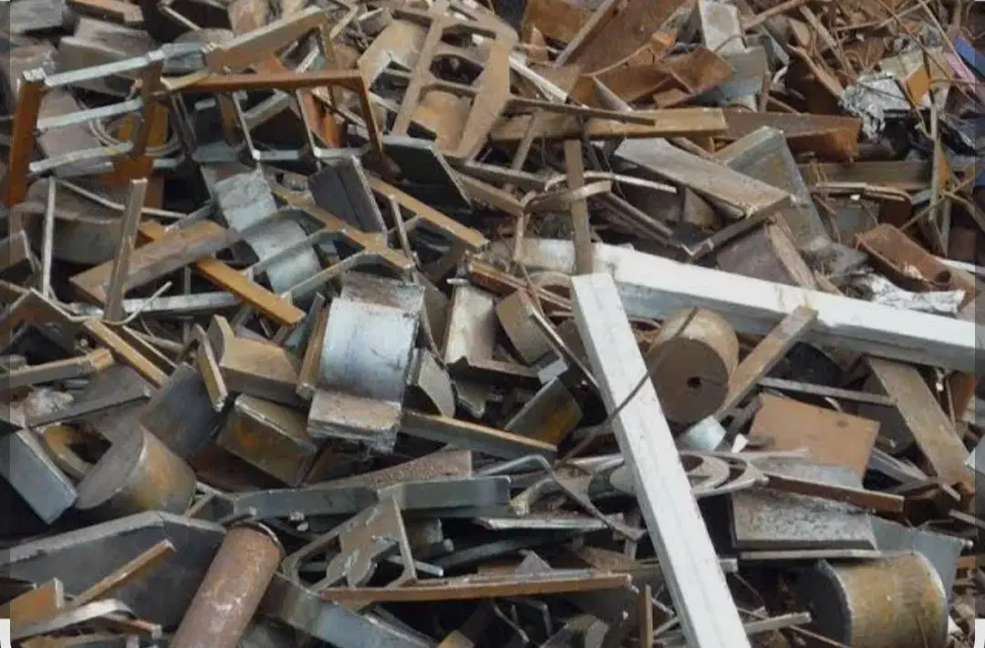 ضایعات کارتن پلاستیک آهن قوطی رانی و... در محل شما|عمدهفروشی|شیراز, شهرک والفجر|دیوار