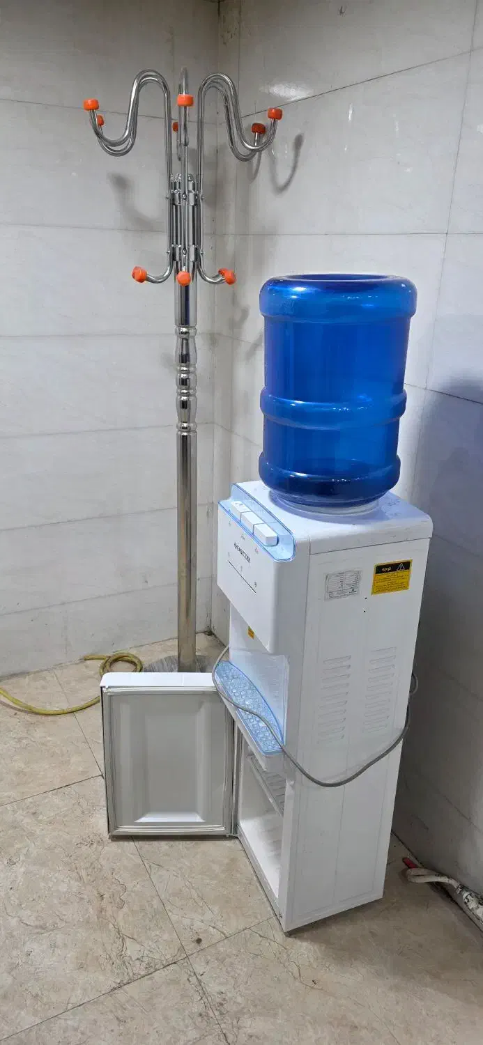 فروش صندلی و ابسردکن یخچال دار|مبلمان اداری|مراغه, |دیوار