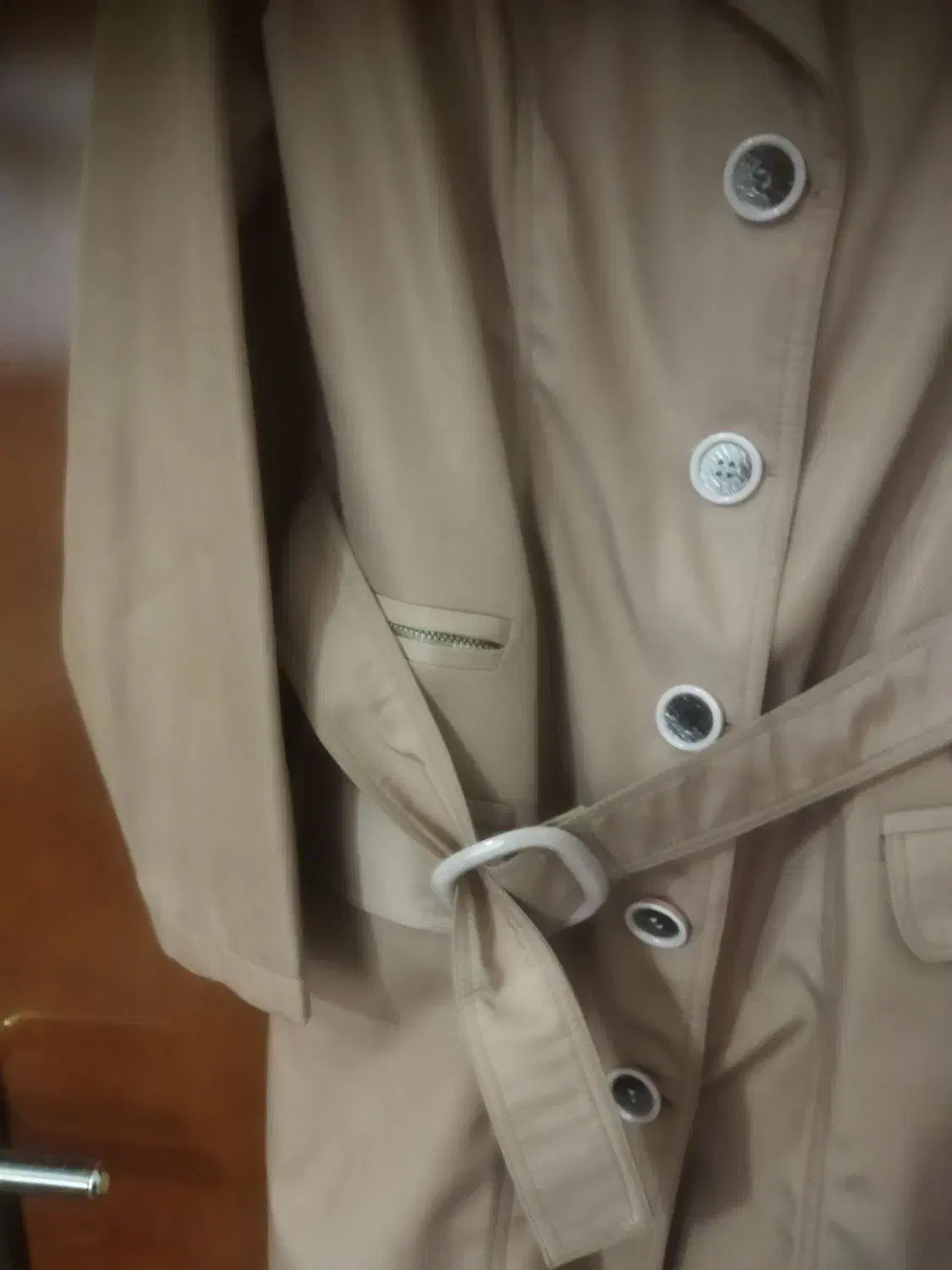 تعدادی پالتو و شومیز زنانه بفروش می رسد|لباس|شیراز, شهرک ایثار|دیوار