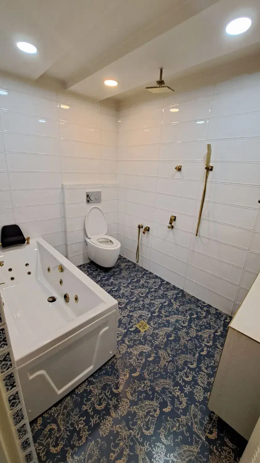 ۲۱۰متر-۲خواب مستر (نوساز تکواحدی) مجرد و زوج