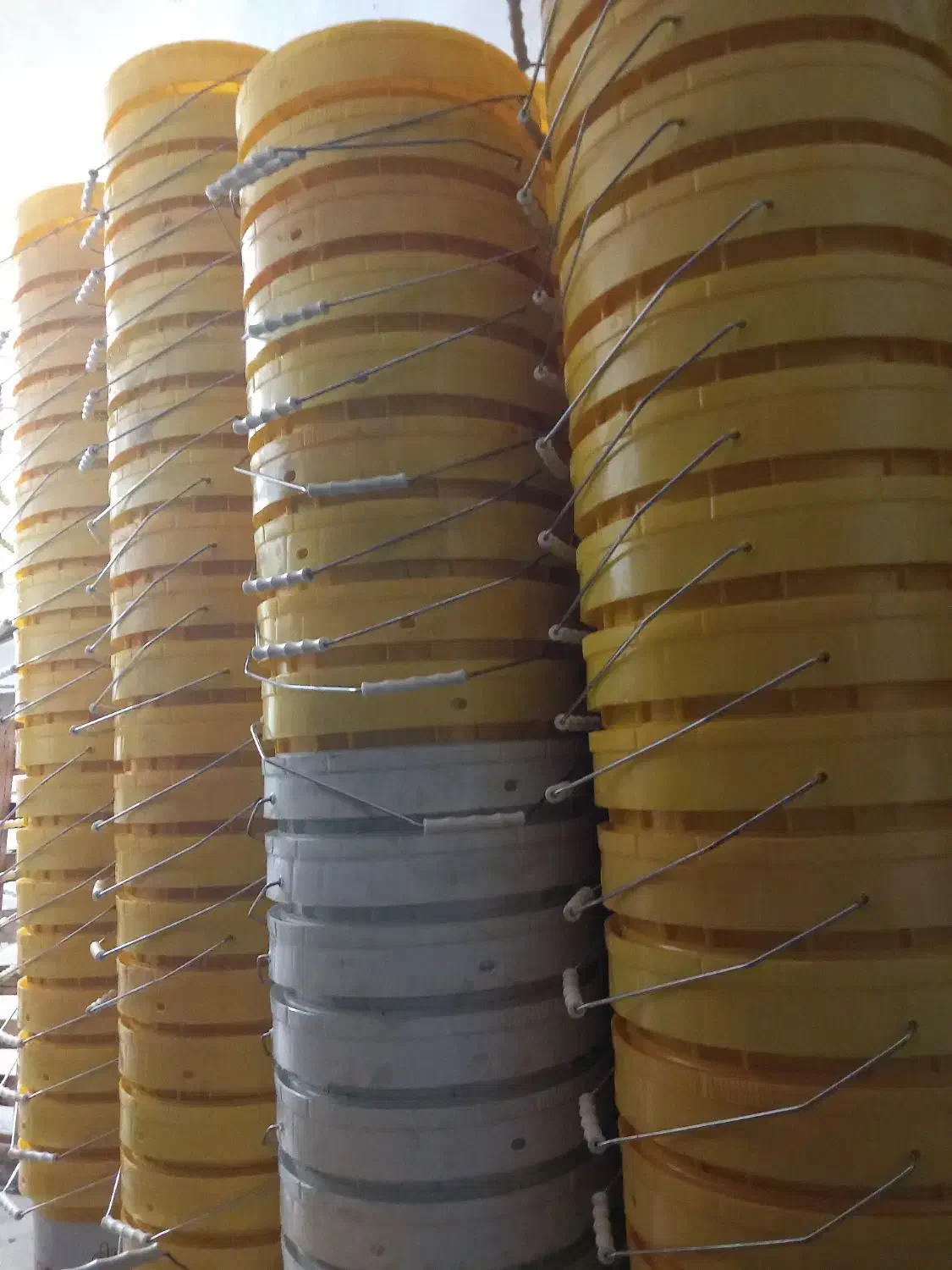 سطل ۲۰ لیتری صنعتی|ظروف نگهدارنده، پلاستیکی، یک‌بارمصرف|ایلام, |دیوار