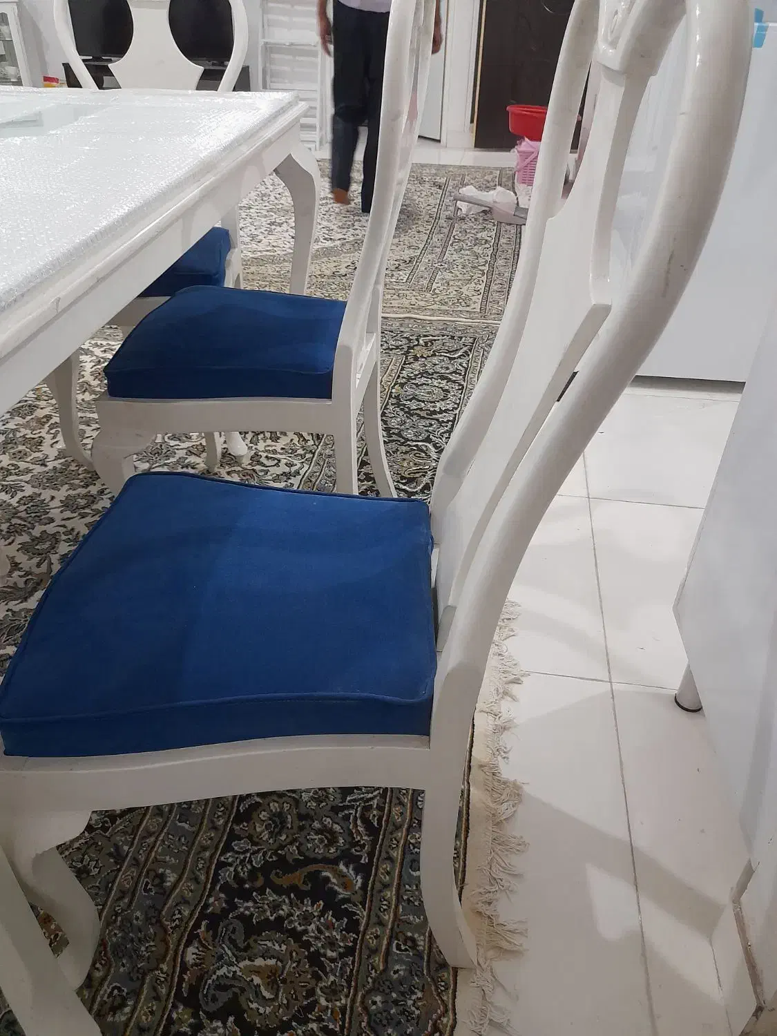 میز ناهارخوری ۶ نفره با شیشه کاملا سالم|میز و صندلی غذاخوری|تهران, کوثر|دیوار