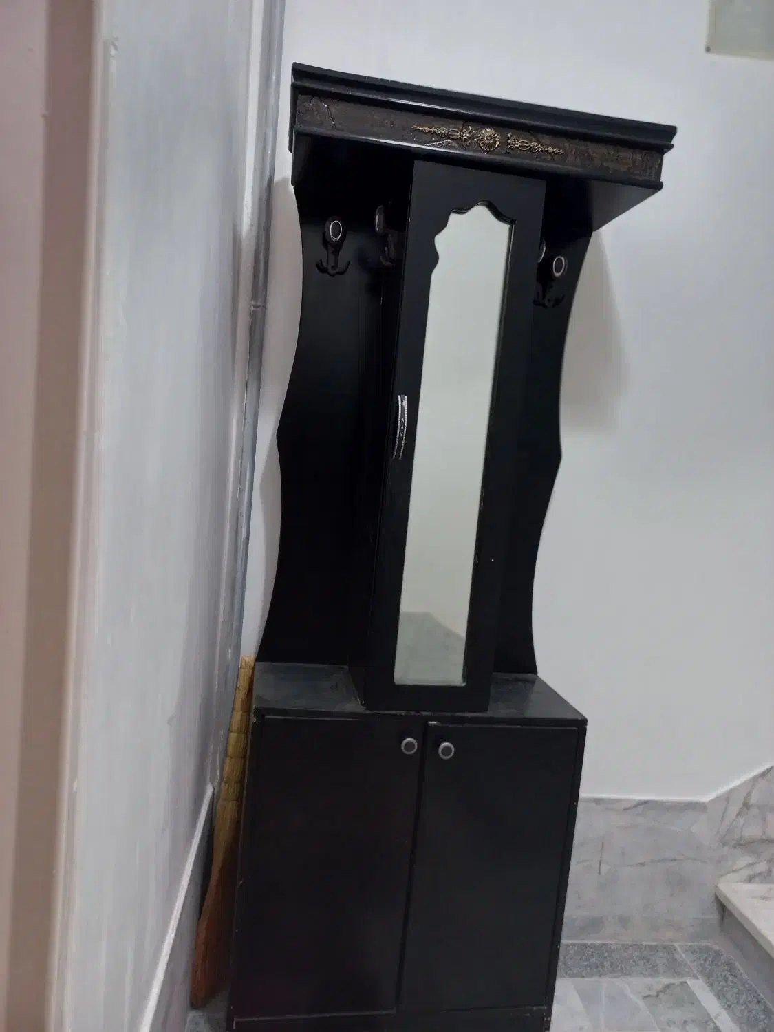 فروش مبل و جاکفشی و دوچرخه سایز ۱۶|مبلمان خانگی و میز عسلی|سبزوار, پاسداران|دیوار