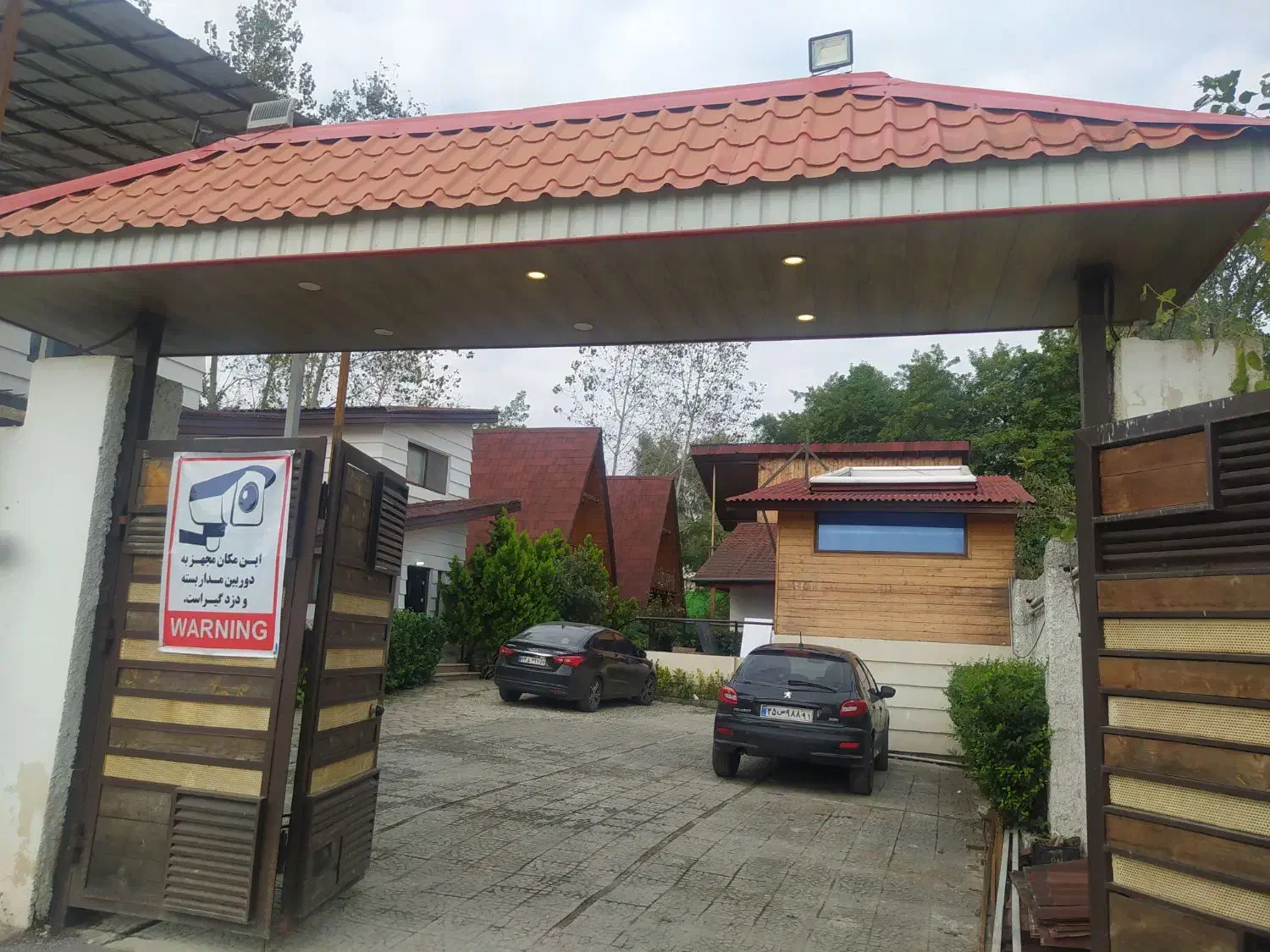 کلبه استخر دار|اجارهٔ کوتاهمدت آپارتمان و سوئیت|نشتارود, |دیوار