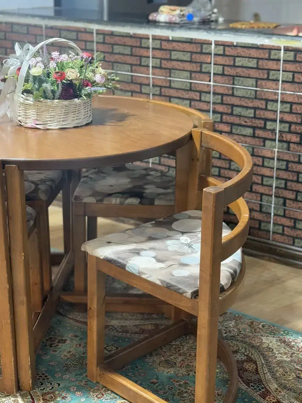 میز نهار خوری بسیار زیبا و کم جا|میز و صندلی غذاخوری|قائمشهر, |دیوار