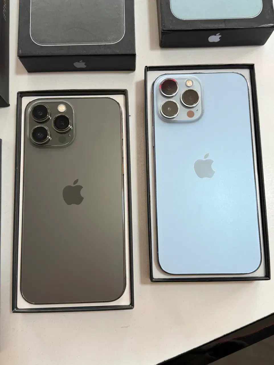 13 پرو مکس / 256 گیگ / موجودی کامل|موبایل|اصفهان, رزمندگان|دیوار