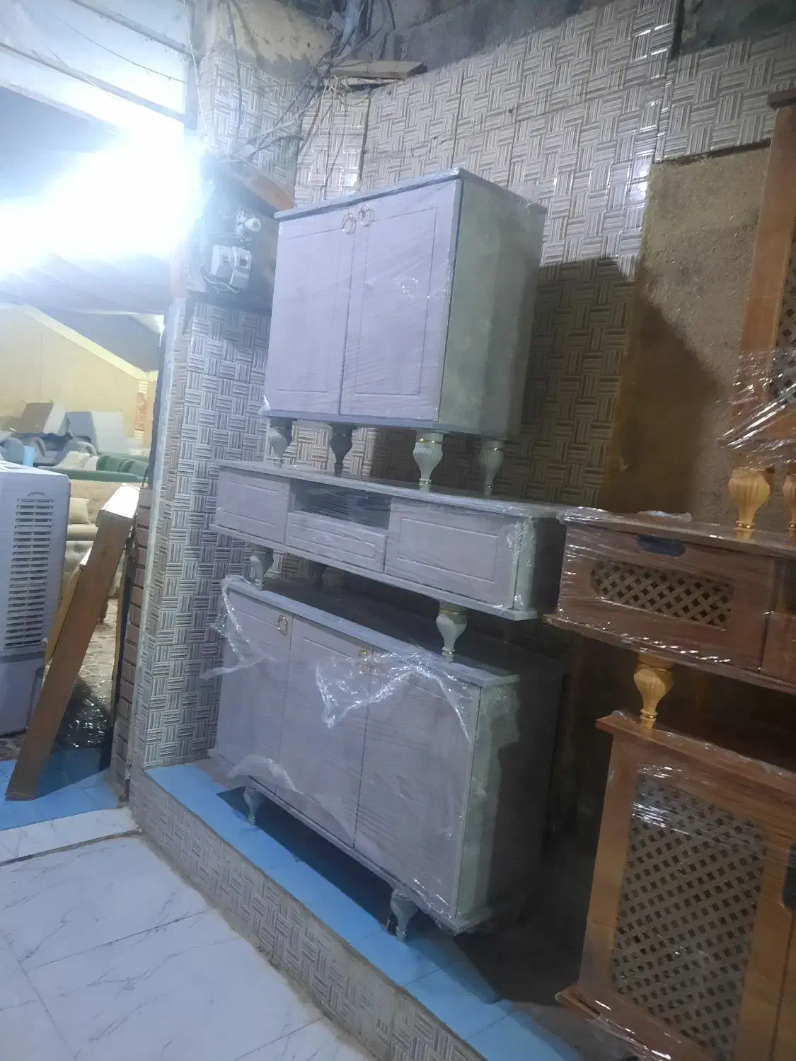 میز تلوزیون جاکفشی و آینه کنسول|میز تلویزیون|دزفول, |دیوار